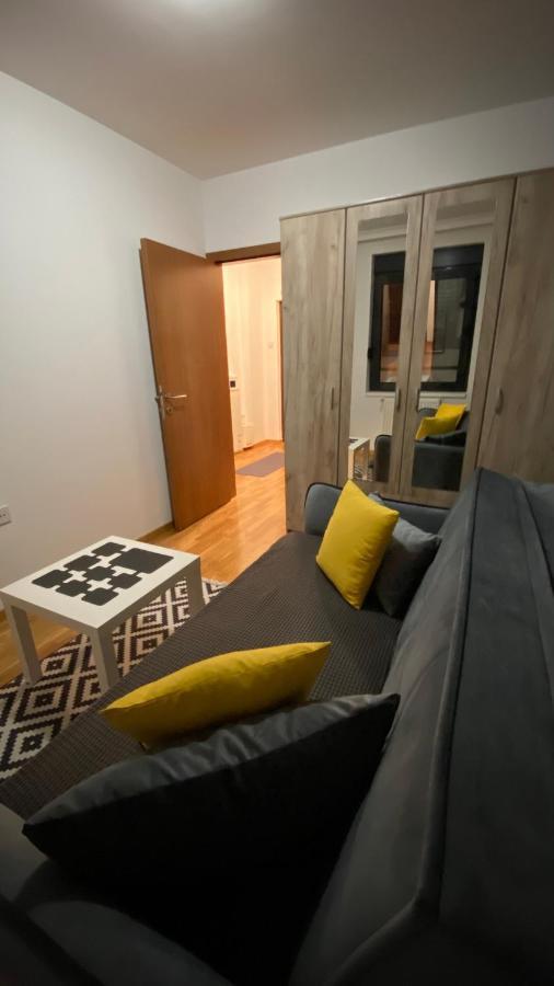 Family Home Nis , Free Parking Esterno foto