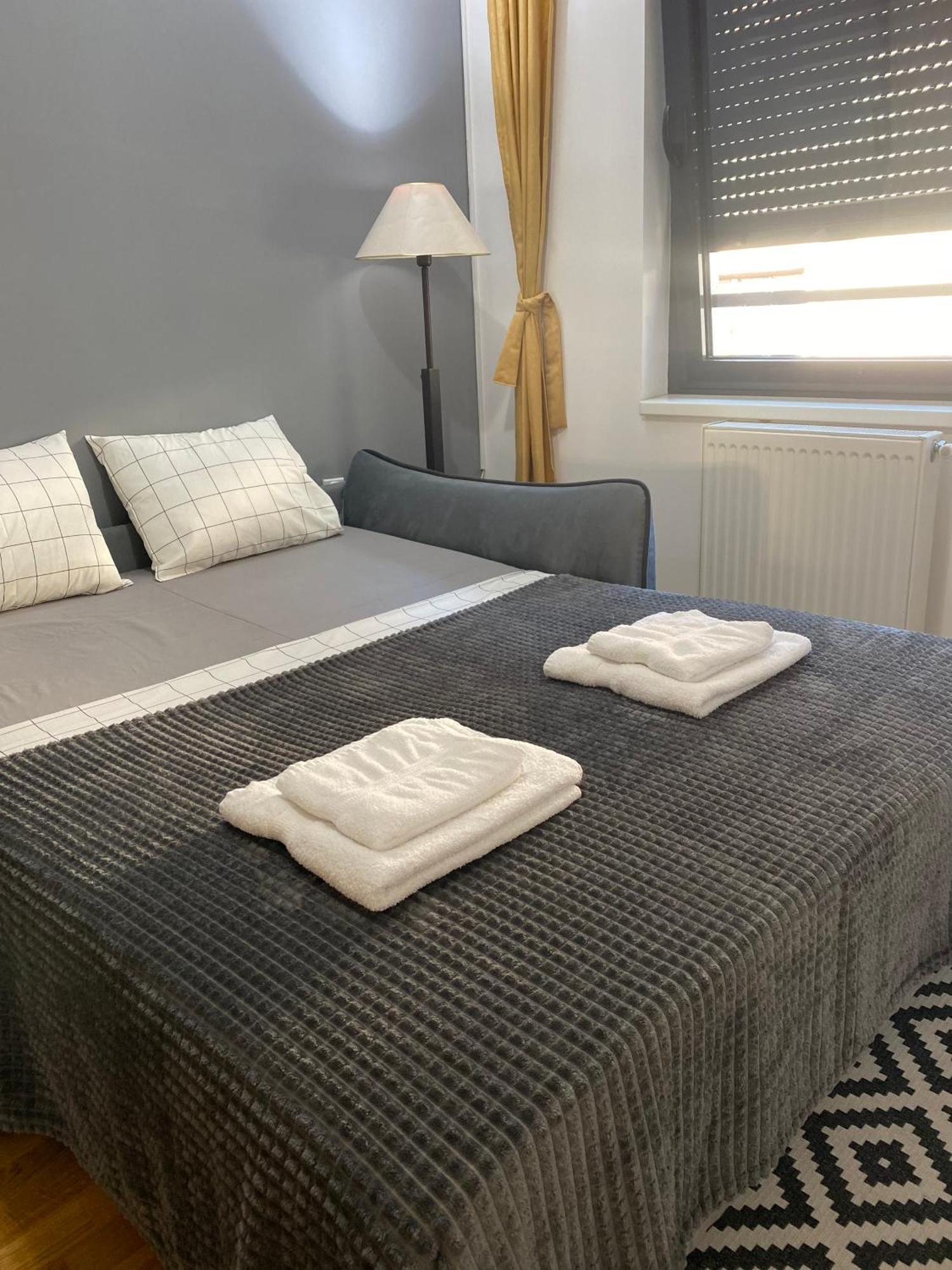 Family Home Nis , Free Parking Esterno foto